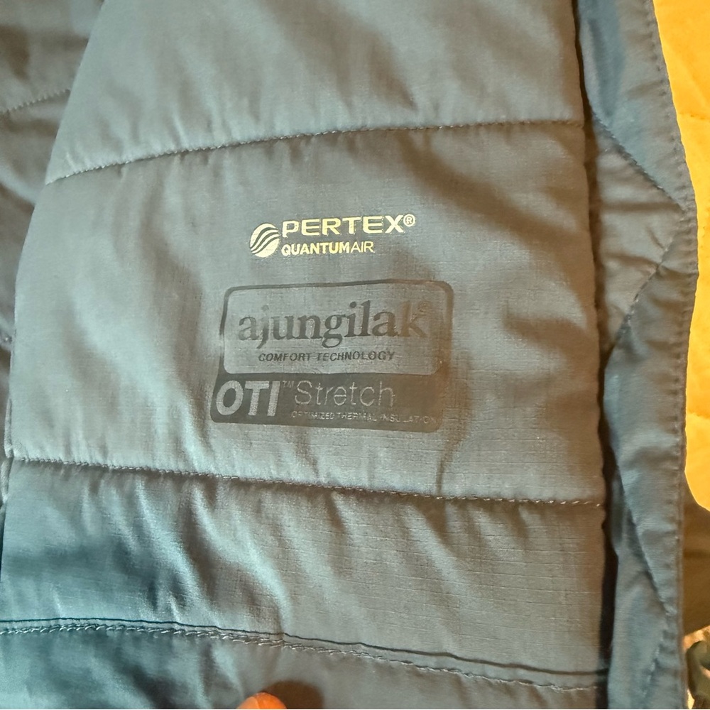 Mammut Blue Lightweight Performance Insulated Hooded Jacket - Picture 7 of 7